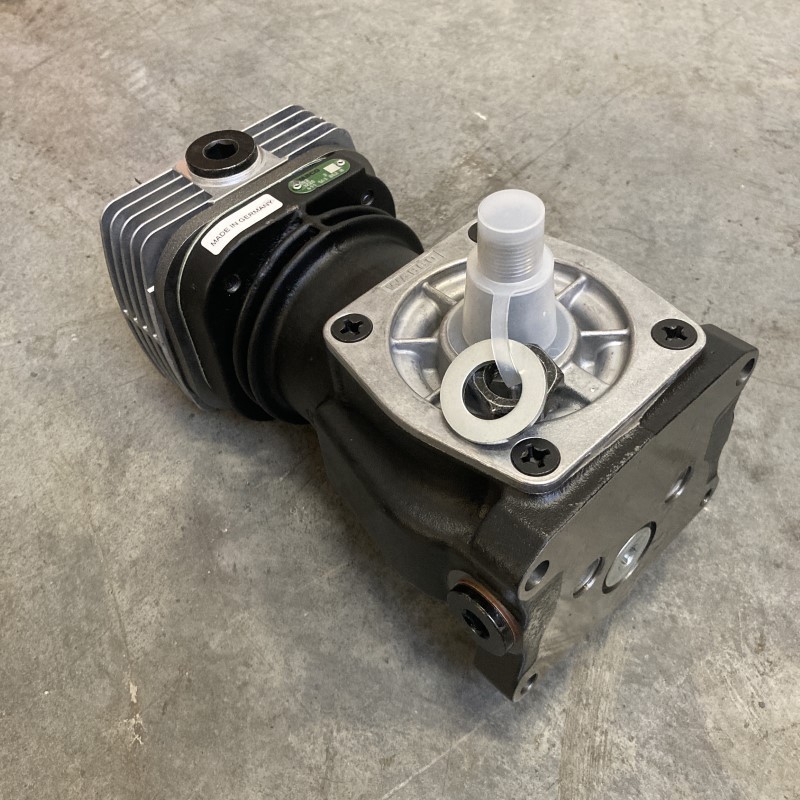 [411 141 002] 411 141 002 R Compressor