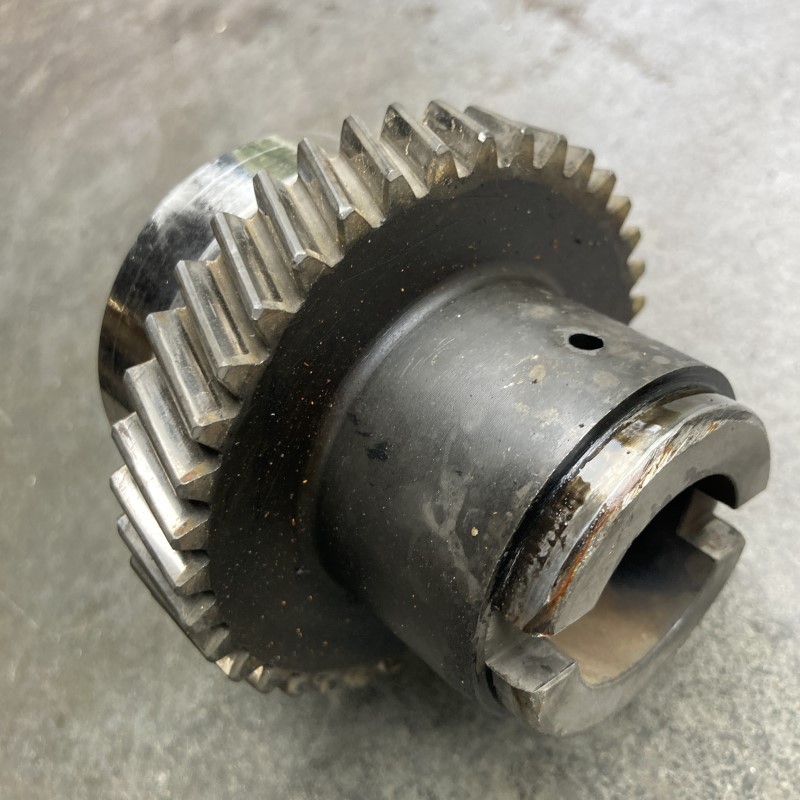 4951620 Distributietandwiel 1300