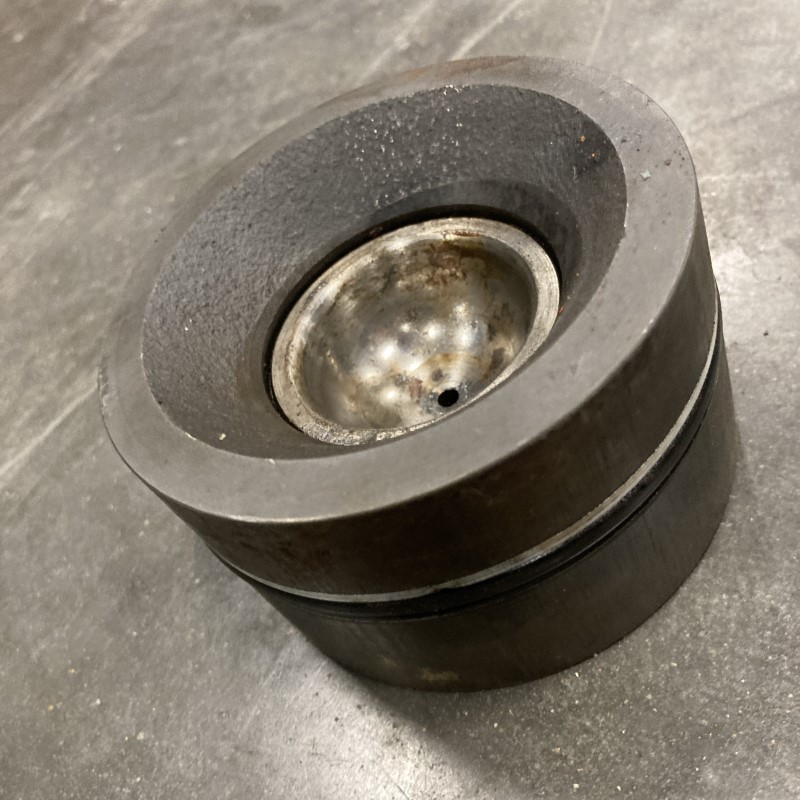 4982383 Zuiger lift 550