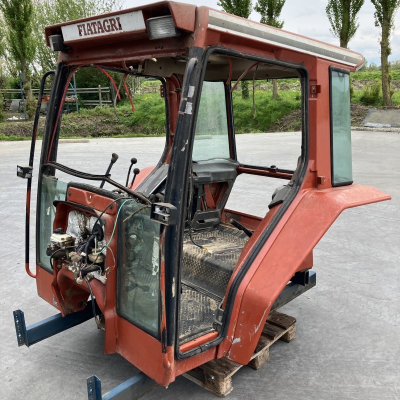 CS24 F-Serie cabine