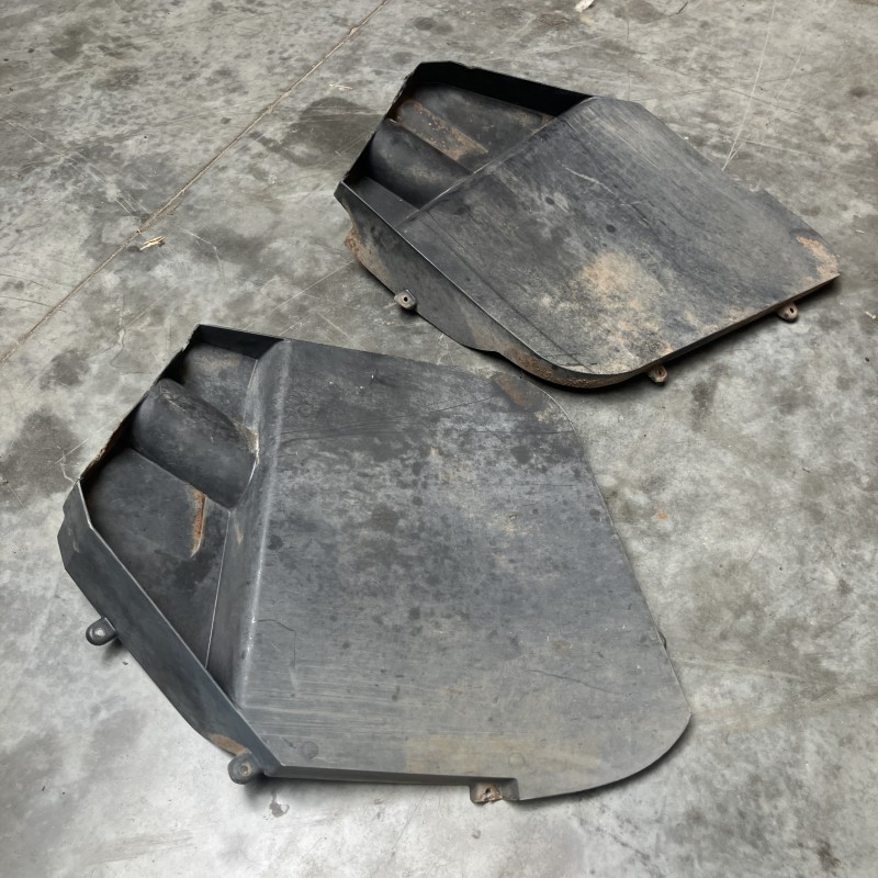 [87304236 + 87304235] 87304236 + 87304235 Set spatbordbeschermers T6020