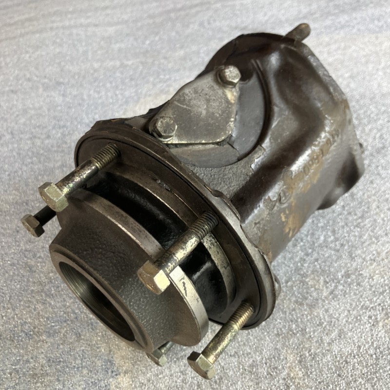 4766861 Steun injectiepomp 8365.25