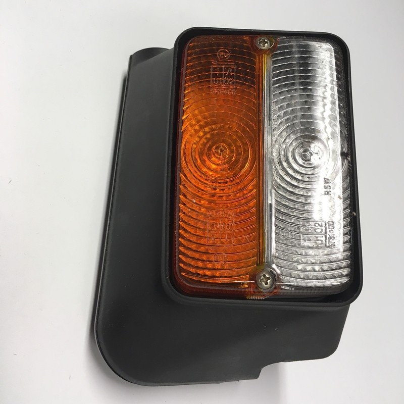 5116239 Frontlicht links